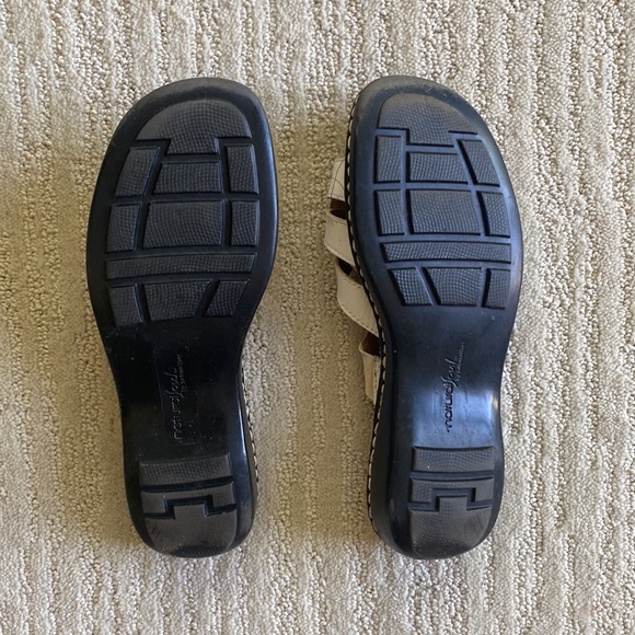 Natural Soul by Naturalizer Chatman Sandals - Picture 11 of 11